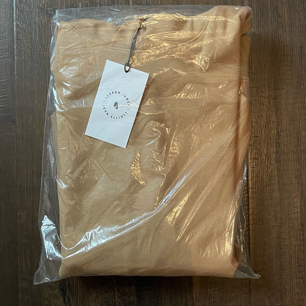 Nike LeBron James X John Elliot Nitrogen Hoodie Khaki Large SEALED NEW WITH TAGS